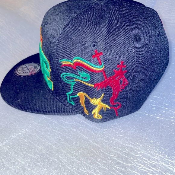 2 / Bob Marley / Snapback hats. Leader of the Game. Brand new without tags. - Picture 7 of 10